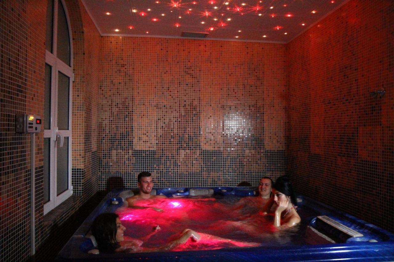 Hotel Prezident Palić Zewnętrze zdjęcie