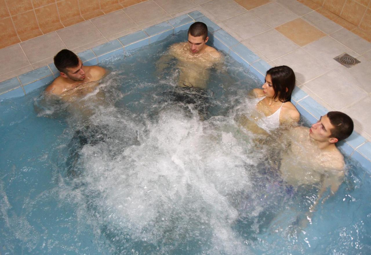 Hotel Prezident Palić Zewnętrze zdjęcie